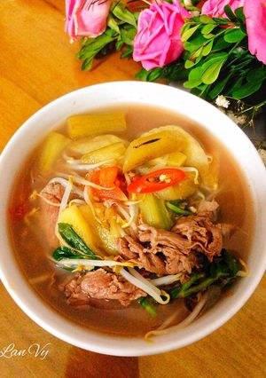 Hình của món Canh chua thịt bò.