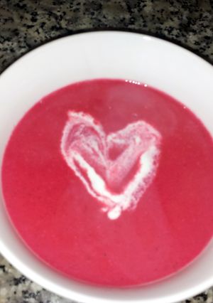 A picture of yummmy beet soup <3.
