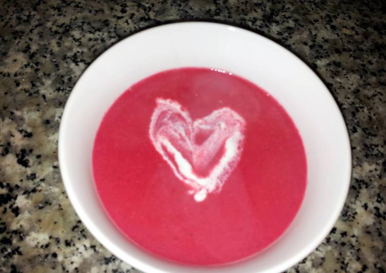 Steps to Prepare Homemade yummmy beet soup &lt;3