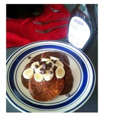 A picture of Chocolate-Banana Protien Pancakes.
