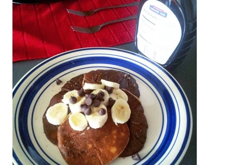 Recipe of Award-winning Chocolate-Banana Protien Pancakes