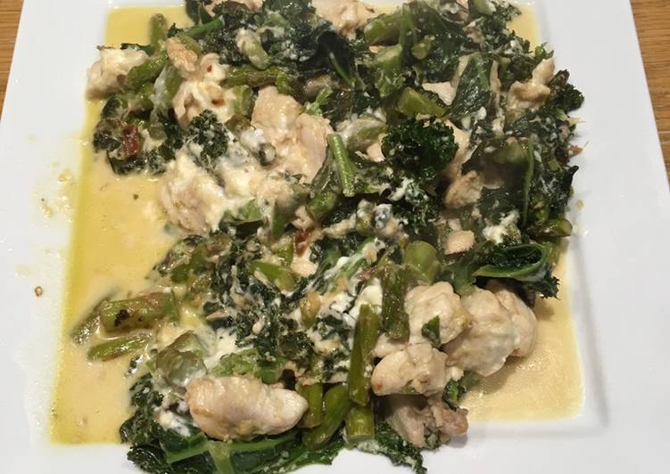 Recipe of Speedy Chicken with asparagus & Feta