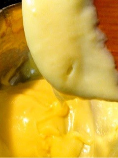 A picture of Easy & Smooth Custard Cream.