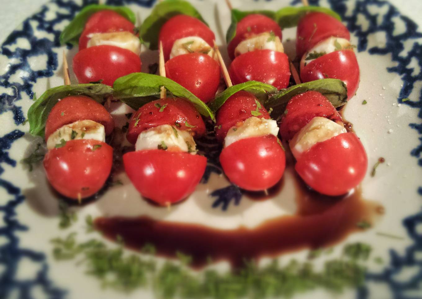 Tomato Basil Pop 'Em's