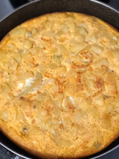 Una foto de Tortilla Española o torta de papas 🥔