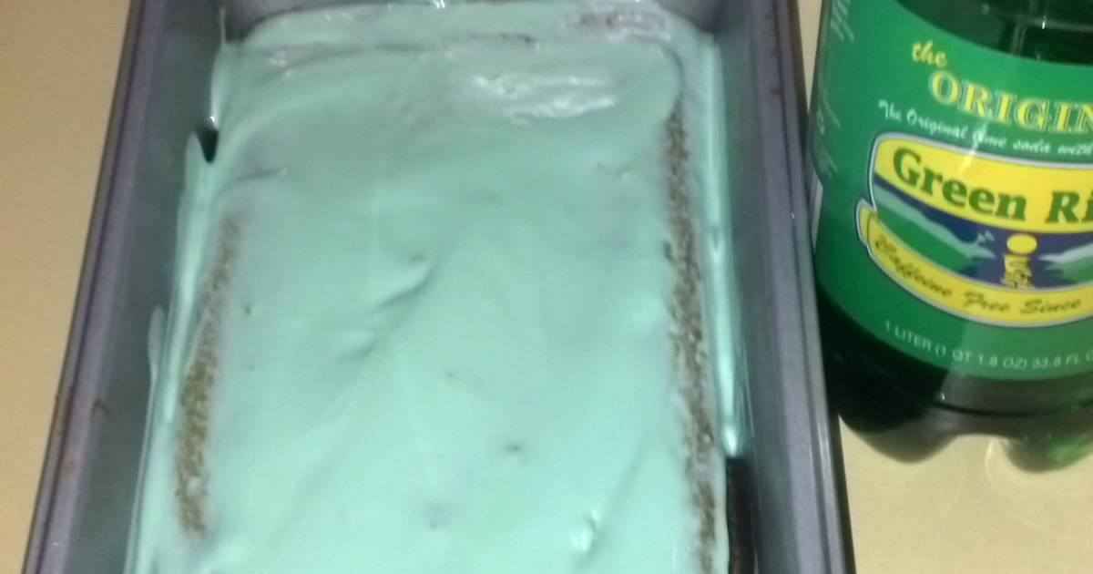 Green River Cake Recipe by alliperch Cookpad