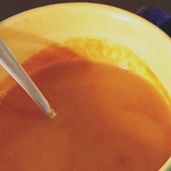 Tomato Red Pepper Soup A picture of Tomato Red Pepper Soup.
