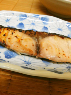 A picture of For Osechi (Japanese New Year's Food) Grilled Yellowtail with Shio-Koji.