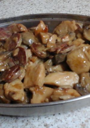 A picture of My Garlic Chicken, Chorizo and Mushroom in a Brandy Cream Sauce.
