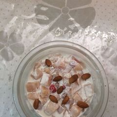A picture of Mixed fruit cream.