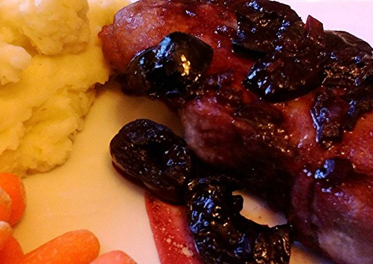 MAKE ADDICT! Secret Recipes Boneless Pork Chops In A Cherry Sauce