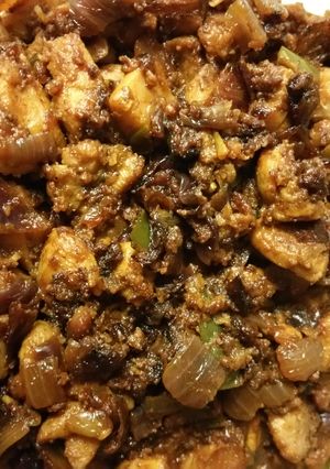 A picture of Chili Chicken.