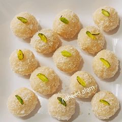 Instant Coconut Laddu A picture of Instant Coconut Laddu.