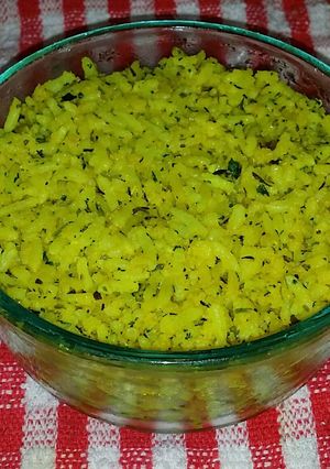 A picture of Healthy Herb Yellow Rice.