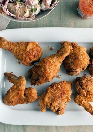 A picture of Uncle Tom's Fried Chicken.