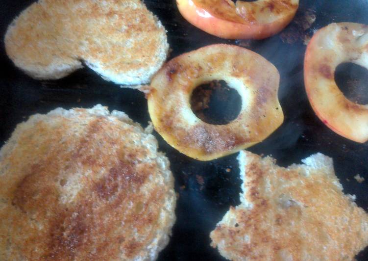 Easiest Way to Make Ultimate sig&#39;s Apple and Cinnamon Griddle