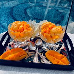 A picture of Mango pulp gelato🍨.