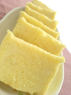 A picture of Milky Castella-Style Sponge Cake in the Microwave.