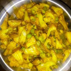 A picture of Fula gobi green Matra bhujia.