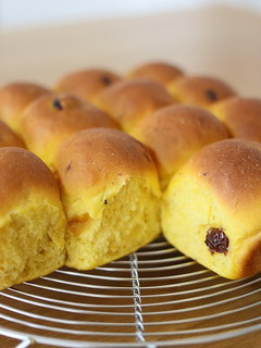 A picture of Pull-Apart Bread Rolls with 50% Kabocha Squash.