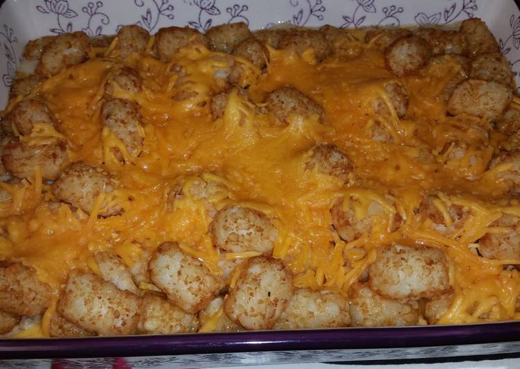 Recipe of Award-winning Sausage Gravy Tot Casserole