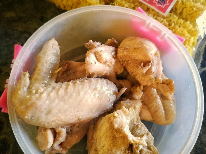 Langkah Gampang Membikin Resep Ayam ungkep bumbu dasar putih yang Lezat Anti Ribet, Uenak Banget