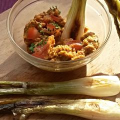 A picture of Sig's Simple Scallion Treat.