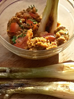 A picture of Sig's Simple Scallion Treat.