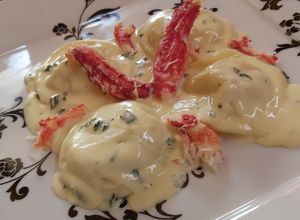 Una foto de Sorrentinos rellenos de centolla 🤤🤤