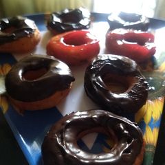 A picture of Eggless donuts.