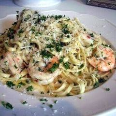 A picture of Toni's Shrimp & Scallop Scampi.