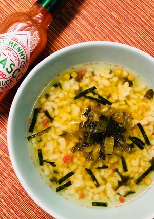A picture of Ochazuke with Tabasco.