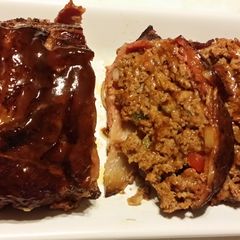 A picture of Smoked Meatloaf Log.
