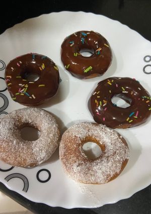 A picture of Donuts.