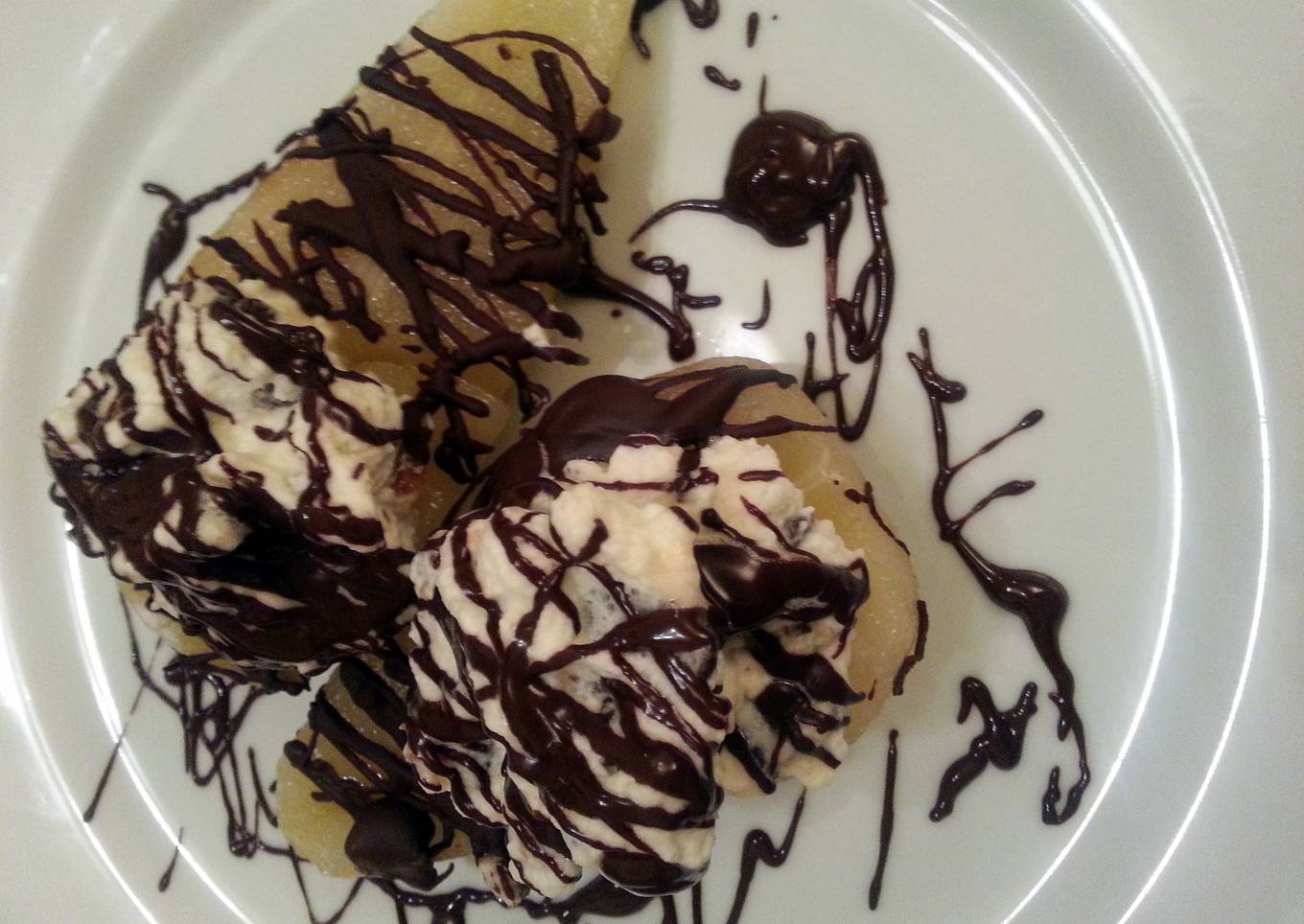 Steps to Make Award-winning 'V' Poached pears with florentine cream