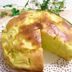 A picture of Pancake Mix Cream Cheese Apple Cake.