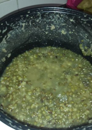 A picture of Green Bean soup.
