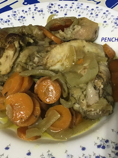 Una foto de Pollo marinado en escabeche