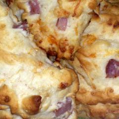 A picture of Ham & Cheese Biscuits.
