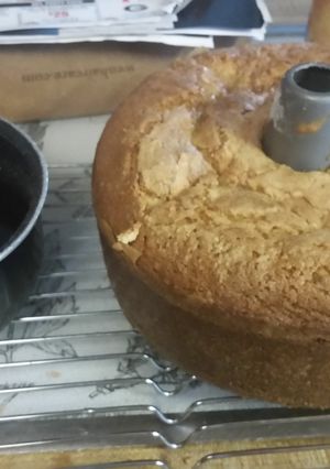 A picture of 7 Flavor Pound Cake.