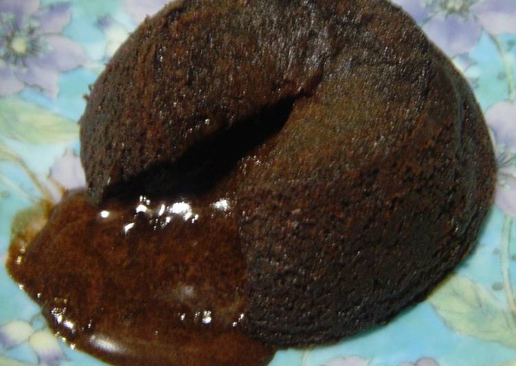 Simple Way to Prepare Ultimate Easy Melty Molten Chocolate Cake