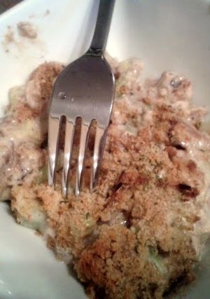 A picture of Easy Chicken and Broccoli Divan.