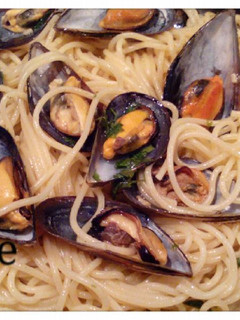 Una foto de Mejillones con pasta