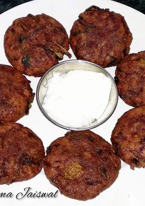 चुकंदर और सब्जियों का कटलेट रेसिपी मुख्य फोटो
