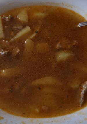 Gulyásleves recept fotója