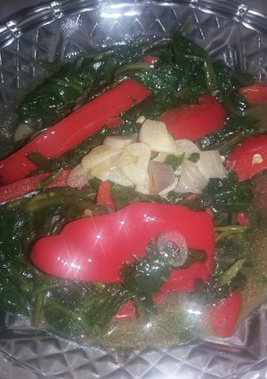 Foto resep Tumis kangkung merah hijau