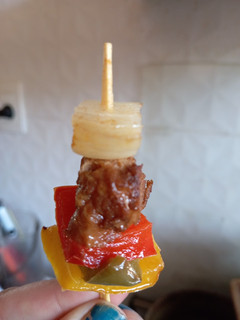 Una foto de Mini brochettes cumpleañeras