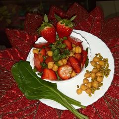 A picture of Strawberry Chaat.