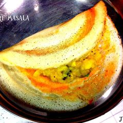 A picture of Mysore masala dosa.