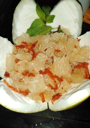 Hình của món Gỏi bưởi bò khô.